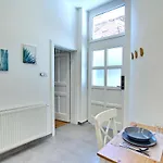 Cozy Apartment In The Heart Of Budapest